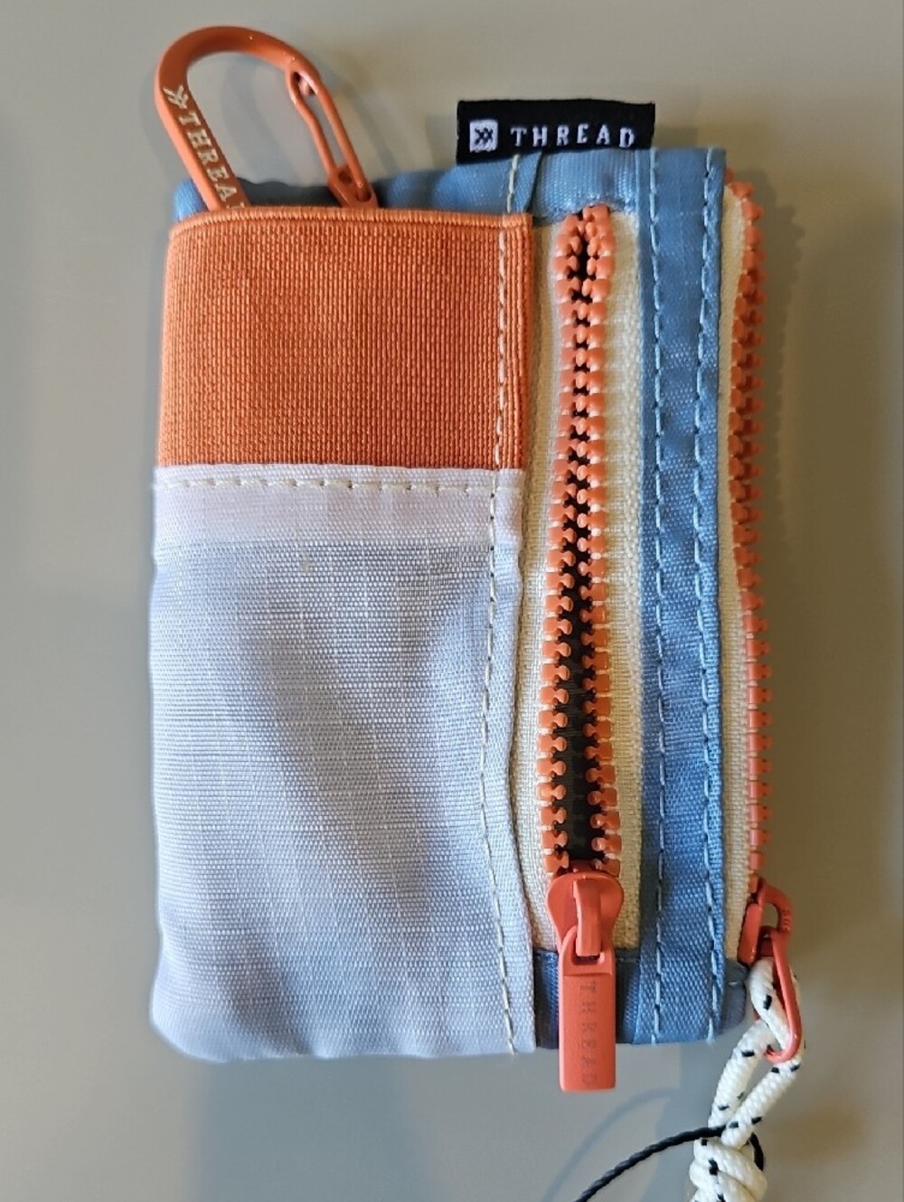 Thread - Carry On - Colorblock Pouch Wallet — Coral, Light Blue & White - NWT - Picture 3 of 6